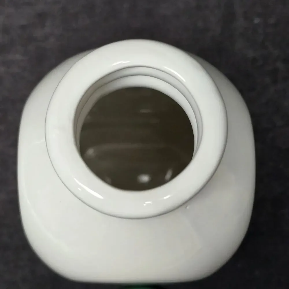 Pfaltzgraff Winterberry Milk Jug Silicone Cap